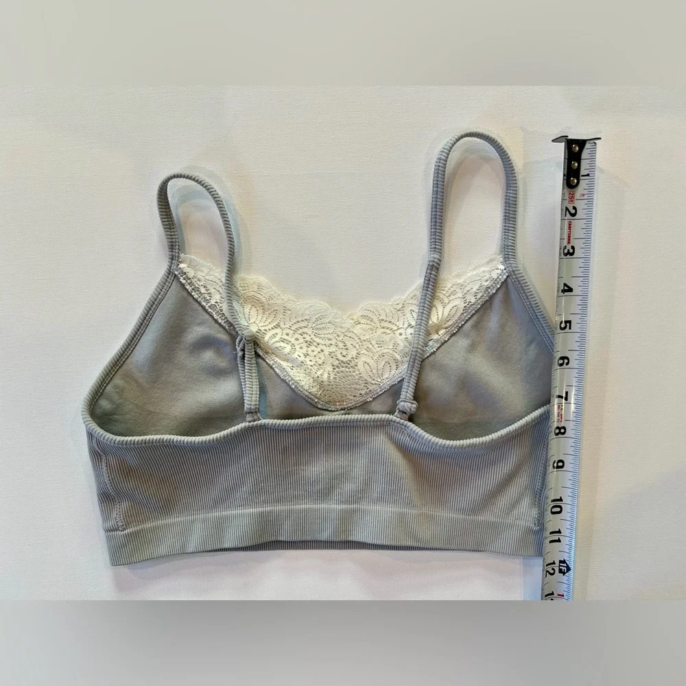 Auden Ribbed Bralette with Lace Detail - Picture 4 of 6